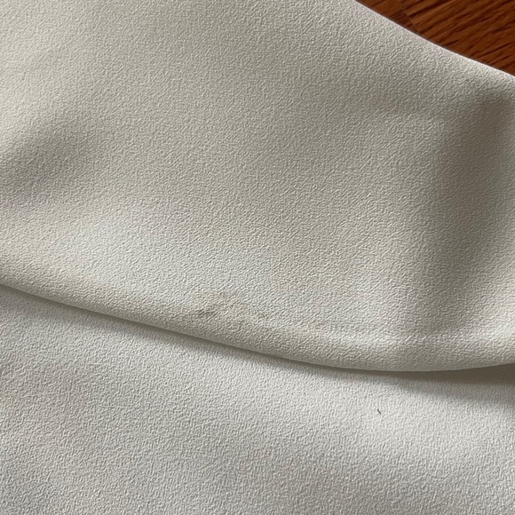 Alice + Olivia Josie Ruffle Wrap Dress - Picture 7 of 9